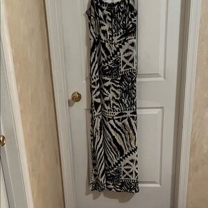 White House Black Market Black and White Maxi Dress